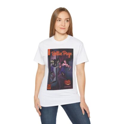 Elvira Goth Fan T-Shirt - Image 16