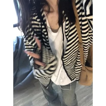 Deeptown Vintage Striped Sweaters Cardigan Women Casual Korean Style Zip Up Knitwear Harajuku Loose Black White Knitted Coats - Image 2